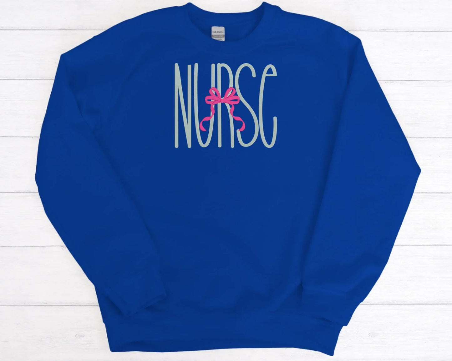 Nurse with Bow - Embroidery - kustomizables