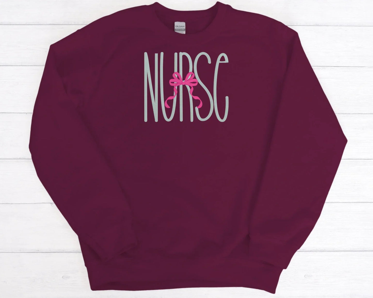 Nurse with Bow - Embroidery - kustomizables